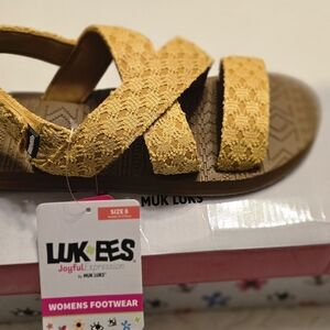 Muk Luks Women's Yellow Sandals
